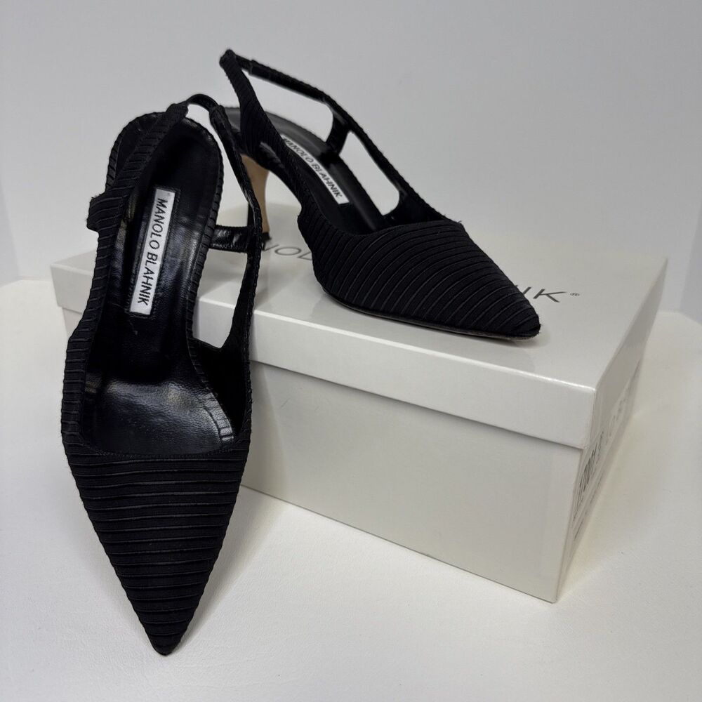 Manolo Blahnik Bretto Satin Slingback Pointy Toe Pumps EU 35.5
